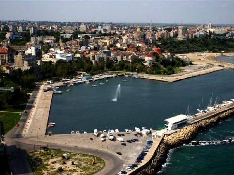Constanta: Full Day Tour from Bucharest to the Black Sea - Lunch, entrance fees, and the $210 price