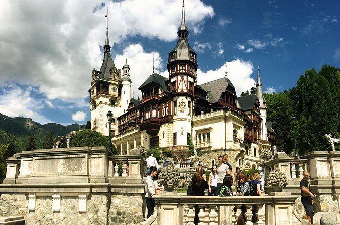Count Dracula & Peles Castle in One Day from Bucharest - Who should book this castle day?