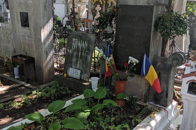 Darkside Tour of Bucharest - small group - Revolution Square and the final days of Ceaușescu