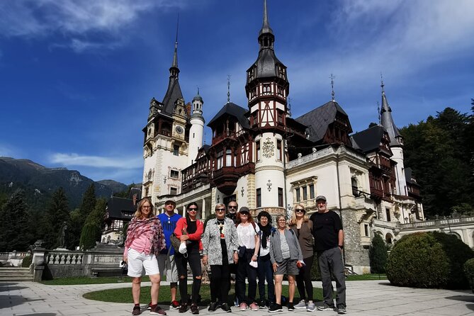 Day trip from Bucharest to Brasov, Peles & Dracula's Castle - What the guides add to a long day