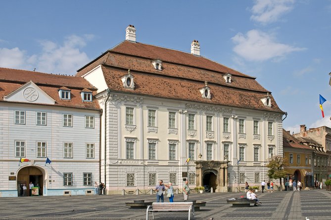 Day Trip to Sibiu and Fagaras Fortress from Bucharest - What the tour does especially well