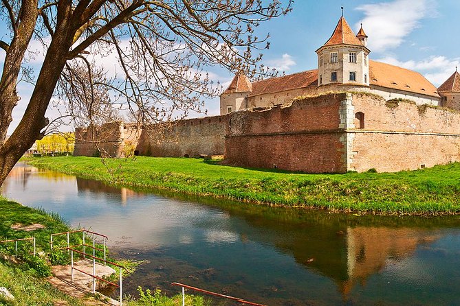 Day Trip to Sibiu and Fagaras Fortress from Bucharest - Fagaras Fortress and its moat