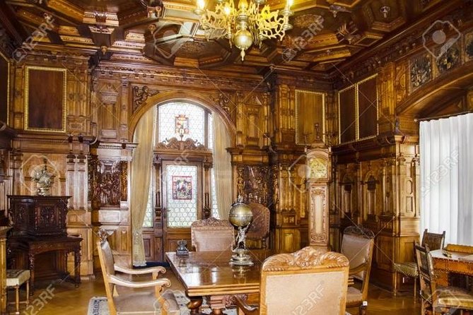 Dracula and Peles Castles Premium Tour with Hotel pick-up - Who should book this experience