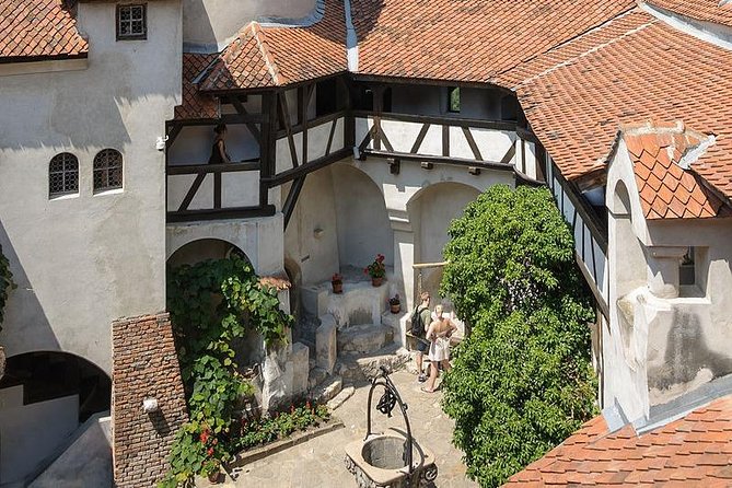 Dracula Castle, Peles Castle & Brasov-Private Tour from Bucharest - Why this private Transylvania day trip works