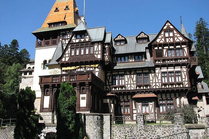 Dracula Castle, Peles Castle & Brasov-Private Tour from Bucharest - FAQ