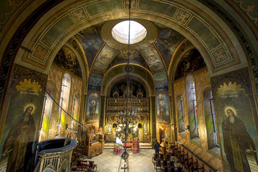 Eastern Orthodox Church Art in Bucharest - Lipscani Street and the Saint George Km0 Church