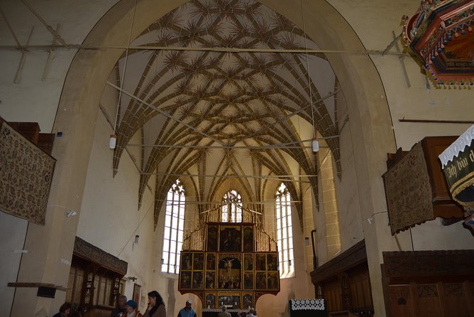 Exclusive tour: Sighisoara, Medias and Biertan tour from Sibiu - Transport, group size, and daily comfort