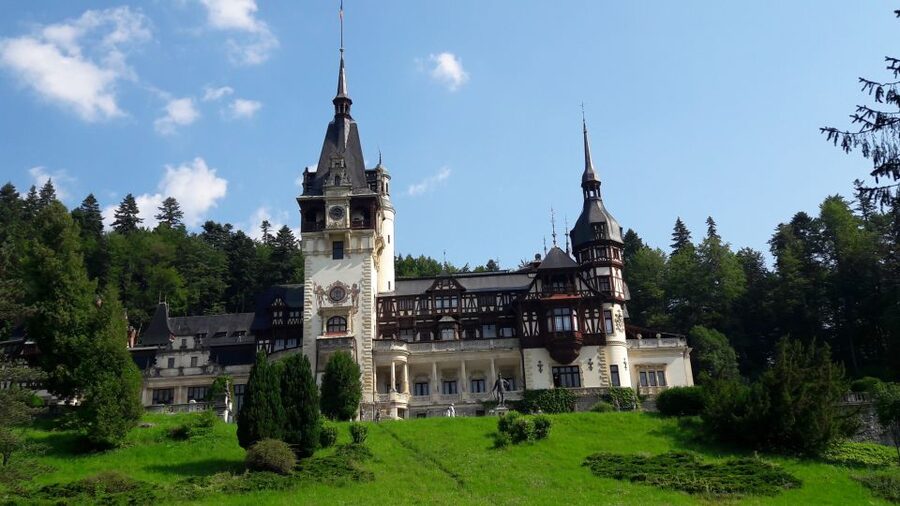 From Brasov: Peles Castle, Bran Castle & Cantacuzino Castle - Pace, walking, and who should book