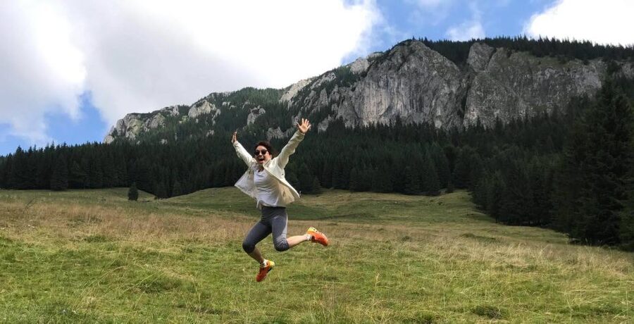 From Brasov: Piatra Craiului National Park Private Day Tour - How the guides handle real mountain conditions