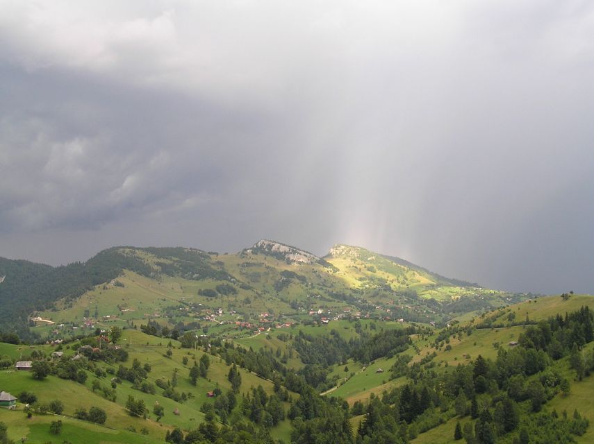 From Brasov: Romanian Mountain Villages Day Tour - Who should book this day?
