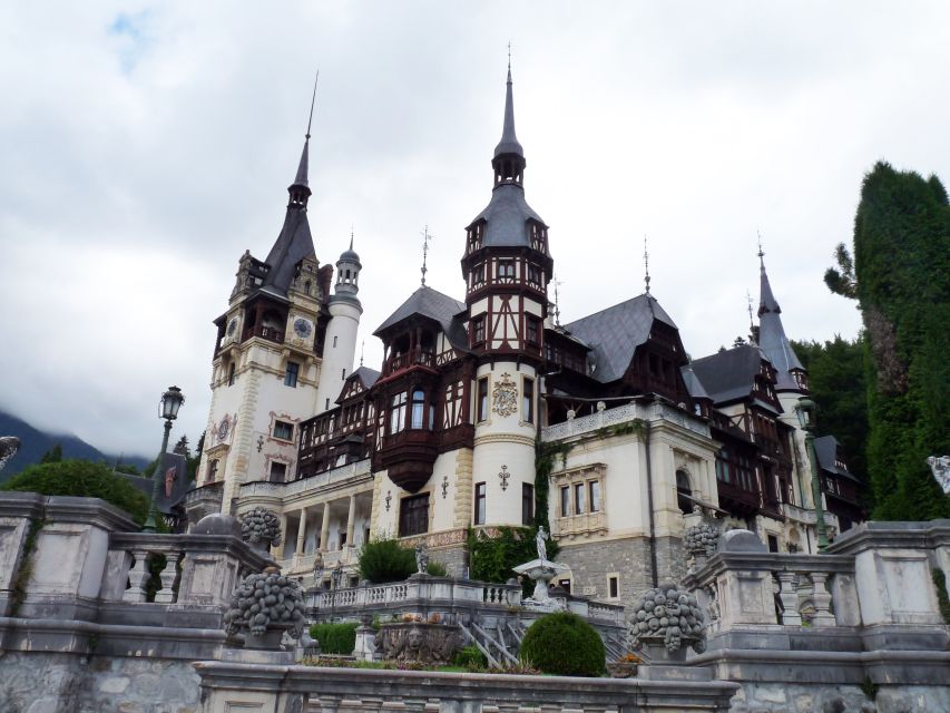 From Brasov: Tour of Castles and Surrounding Area - Sinaia Monastery and Romanian religious design