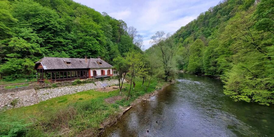 From Cluj: Gorges of Crisul Repede River - What $116 buys you