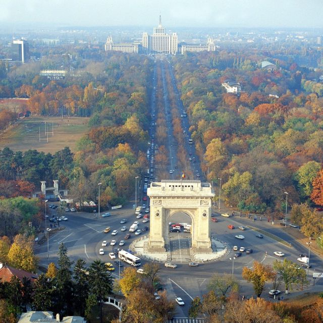 Full day Bucharest Sightseeing Tour - Free Press Square and the Arch of Triumph