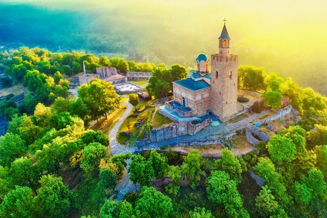 Full Day Trip to Bulgaria from Bucharest - Leaving Bucharest through its grand public spaces