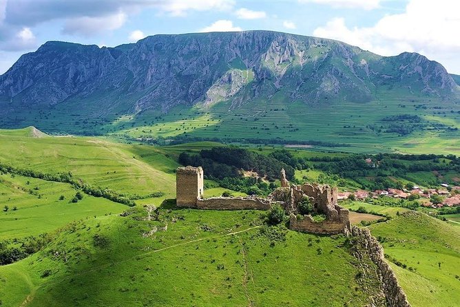 Golden Circle of Transylvania - The guide, transport, and daily pace