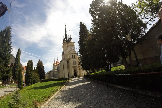 Guided visit in Spanish to the medieval center of Brasov (native Spanish guide). - Sforii Street and Republicii Street