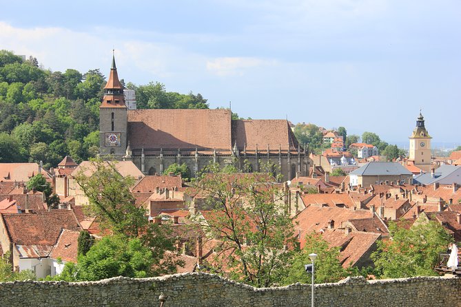 Guided visit in Spanish to the medieval center of Brasov (native Spanish guide). - Is $54.19 a fair price?
