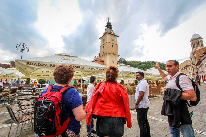 Guided visit in Spanish to the medieval center of Brasov (native Spanish guide). - Council Square and the heart of old Brasov