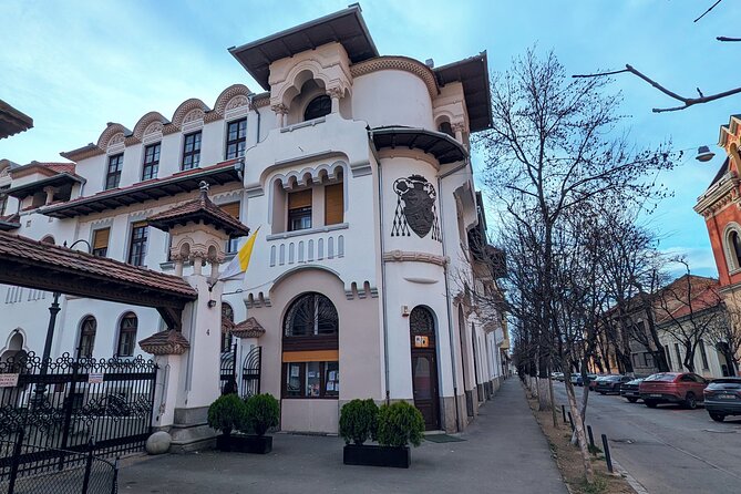 Half-Day Private Food and Wine Walking Tour Oradea Romania - Tiltott Csíki Söröző: craft beer with Hungarian roots