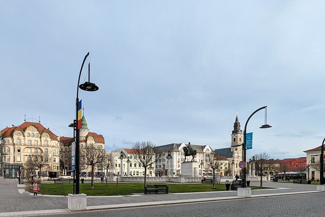 Half-Day Private Food and Wine Walking Tour Oradea Romania - Piaţa9: finish with local desserts