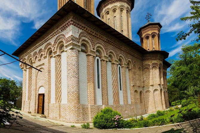 Half-Day Private Sightseeing Tour of Bucharest and its Surroundings Package - Why this route works for a first day in Bucharest