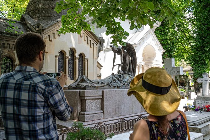 Hidden charms of Mahallopolis - A local park and Bucharest’s quieter hills