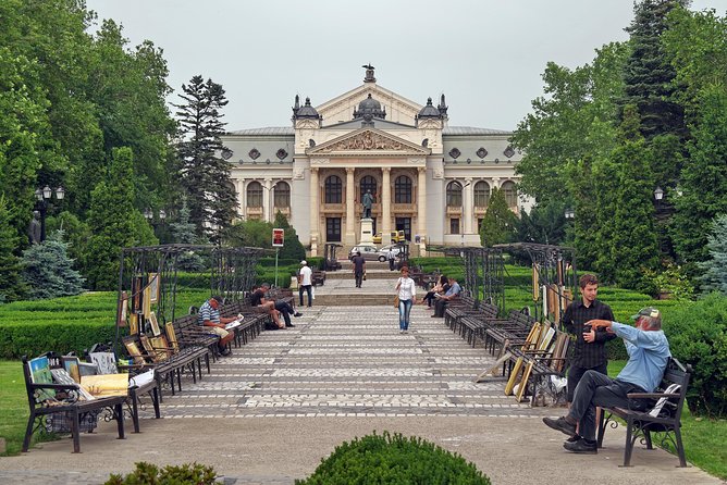 Iasi City Tour - The Grand Synagogue and Iași’s changing story