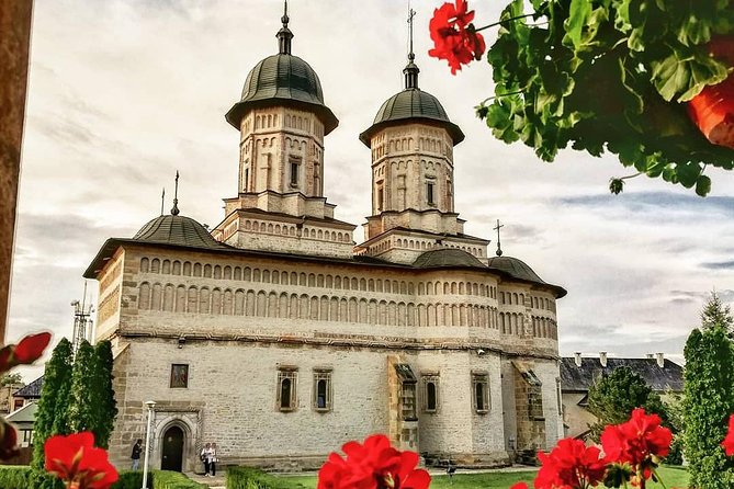 Iasi City Tour - Cetățuia Monastery and the hilltop finish