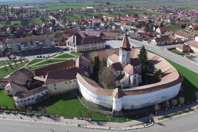 In Search of Dracula and the Teutons in Transylvania Full-Day Private Tour - Crossing the Rucar to Bran Pass