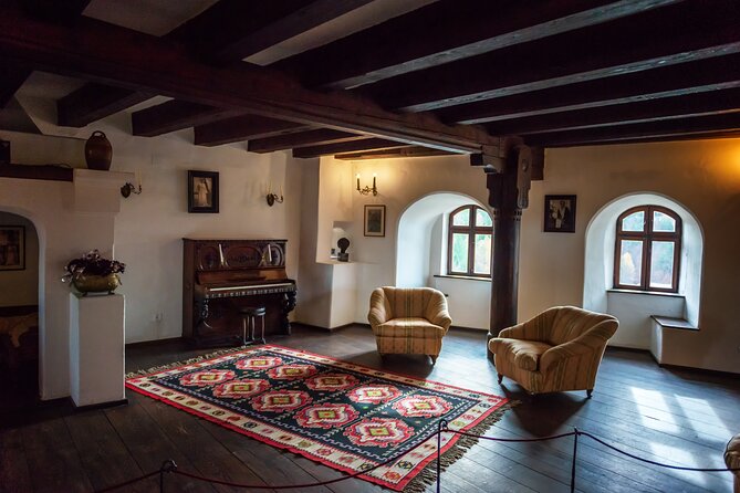 Legends&Wildlife Awaits: Dracula's Castle & Bear Sanctuary - Libearty Bear Sanctuary and its 69 hectares