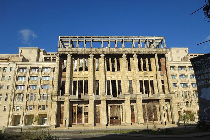 Life under Communism - The Palace of Parliament and the cost of power