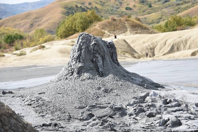 Muddy Volcanoes & Salt Mine - Private Tour - The guides can shape the whole day