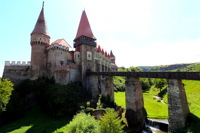 One Day in Transylvania - Departure from Timisoara - Hunedoara and the first look at Corvin Castle