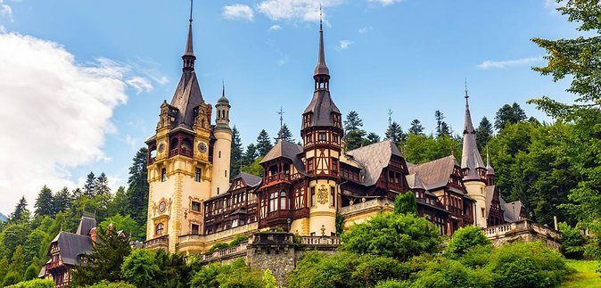 One Day Private Tour to Peles and Dracula Castles & Brasov City - Peles Castle: Romania’s royal showpiece
