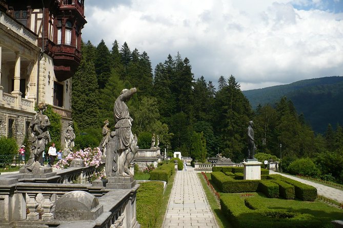 Peles Castle and optional Cantacuzino Castle from Brasov - The Guide Can Shape the Experience