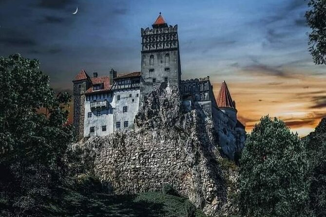 Peles Castle, Bran Castle, Rasnov Fortress and Sinaia Monastery Tour from Brasov - The guides are a major part of the value