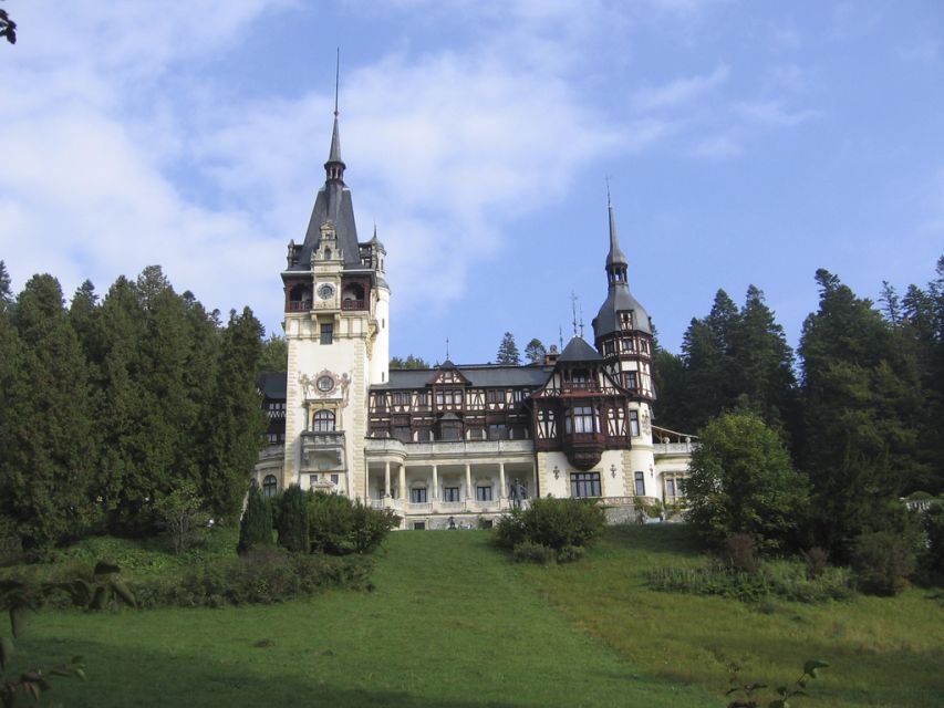 Peles, Dracula's Castles & Brasov: Private Day Trip & Pickup - The road into Transylvania