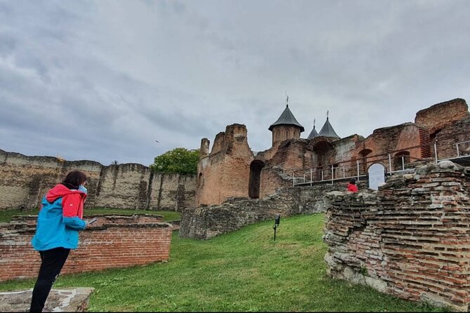 Princely Court of Târgoviște and Curtea de Argeș Monastery - Golești Museum and the 1640 Boyar Estate