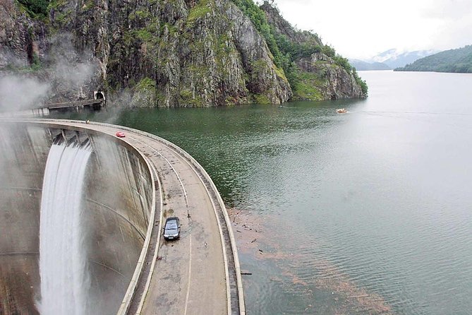 Private Day Trip True Castles of Vlad Dracula and Transfagarasan Road - What the private format changes