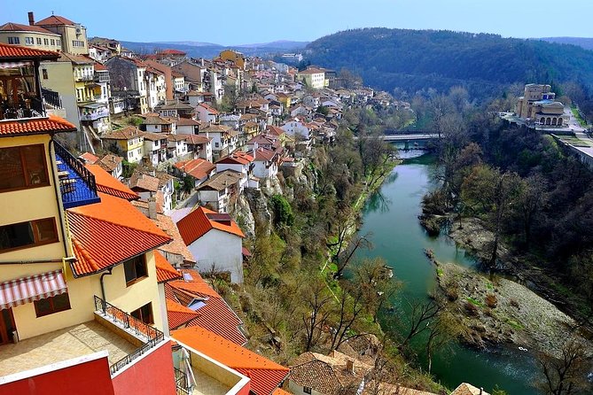 Private Daytrip to Buzludzha Monument and Veliko Tarnovo - Booking, weather, and timing tips