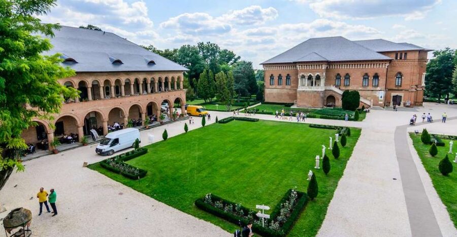 Private Half Day Trip to Snagov Monastery & Mogosoaia - Leaving Bucharest for two royal retreats