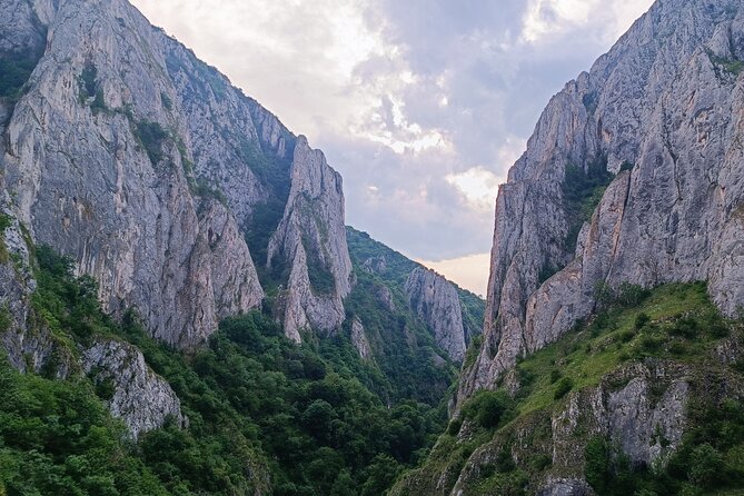 Private Hiking OR Climbing Experience in beaufitul gorges - Key points at a glance
