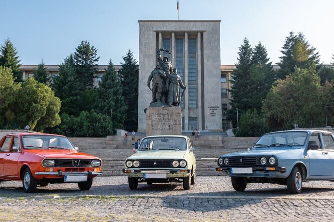 Private: RedPatrol Bucharest Contrasts Tour in a Vintage Car - Broscuțe Park and the first Soviet-era housing district