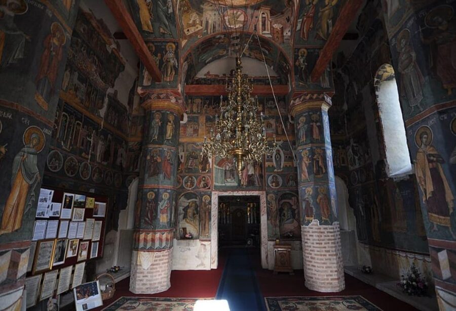 Private Tour from Bucharest to Dracula's tomb and Mogosoaia - Key points at a glance