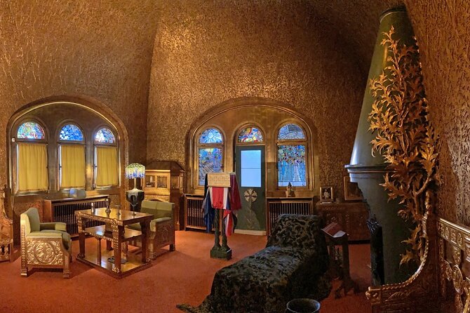 Private Tour in Bran Castle, Peles Castle, and Brasov - Who will enjoy this day most