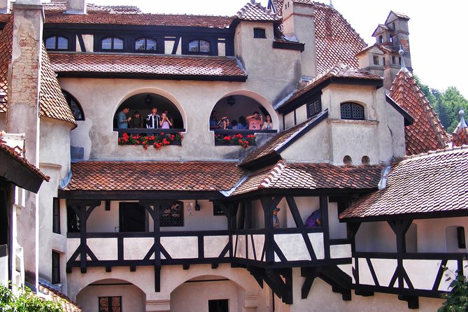 Private Tour: Transylvanian Castles and Brasov's Medieval Old Town - The private format and guide quality