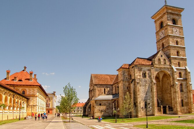 Private Walking Tour of Alba Iulia Citadel with Wine Tasting - Why Alba Iulia Citadel makes a strong half-day outing