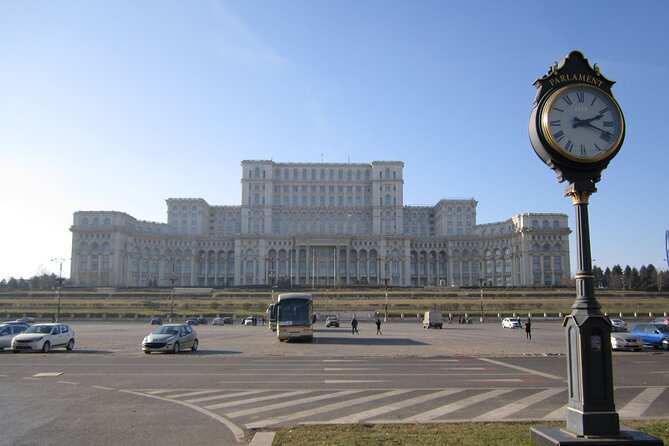 Relics of Communism: 3-Hours Walking Tour (Small groups) - Walking, timing, snacks, and practical comfort