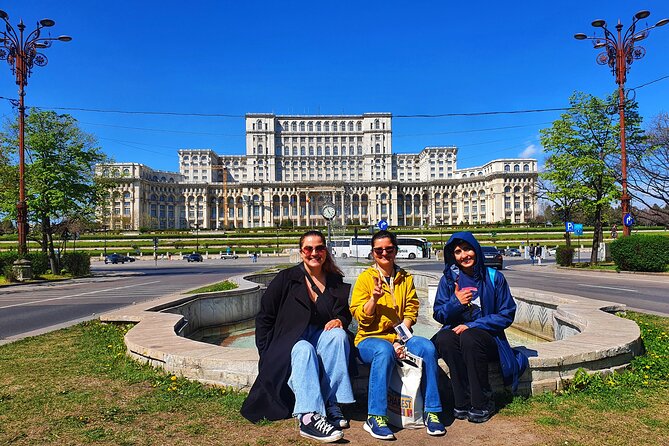 Relics of Communism: 3-Hours Walking Tour (Small groups) - Piața 21 Decembrie 1989 and the human cost of revolt