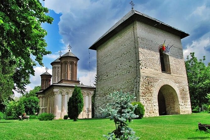 Sacred Monasteries Private Tour: Snagov, Țigănești & Căldărușani - Who should book this experience